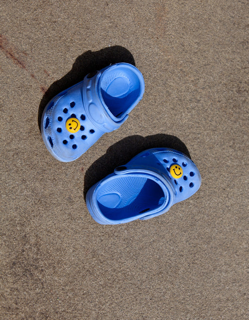Choosing Beach Shoes for Kids
