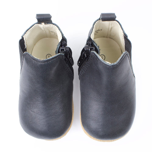 Black - Chelsea Boot - Soft Sole