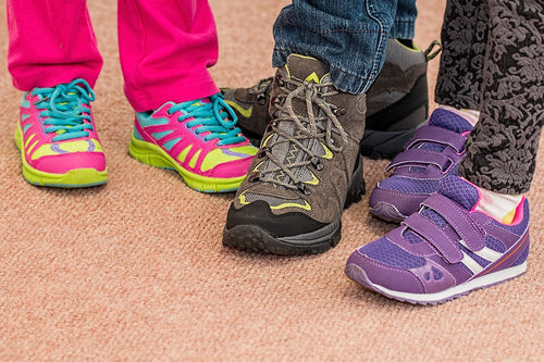 8 Easy Shoe Games for Toddlers