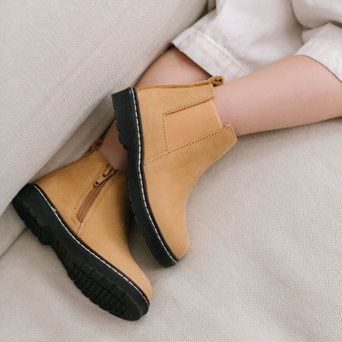 Natural - Chelsea Boot - Hard Sole