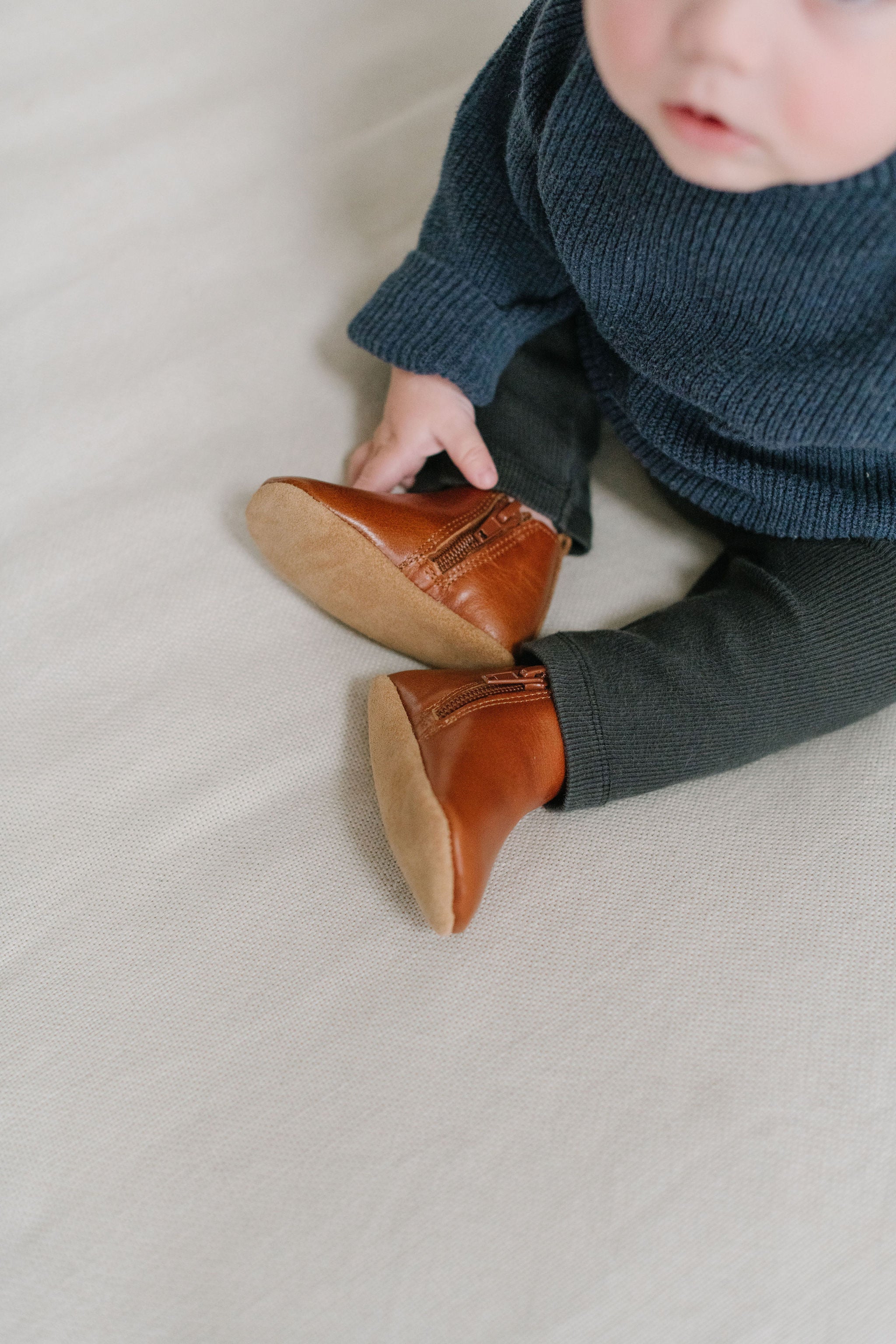 Baby boy hot sale chelsea boots