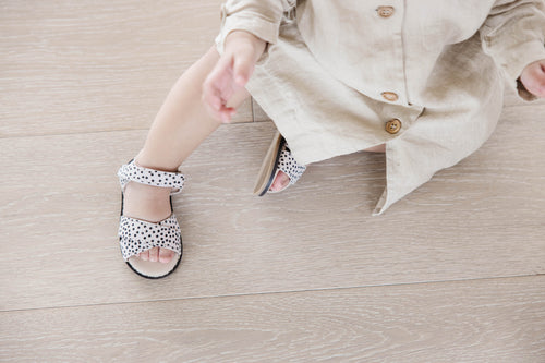 Dottie - Classic Sandal