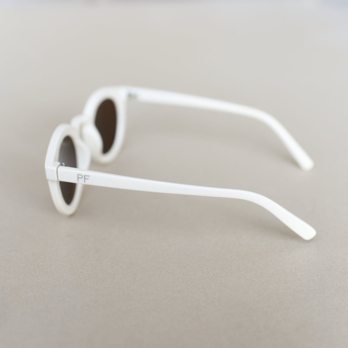 Cream - Retro Sunnies