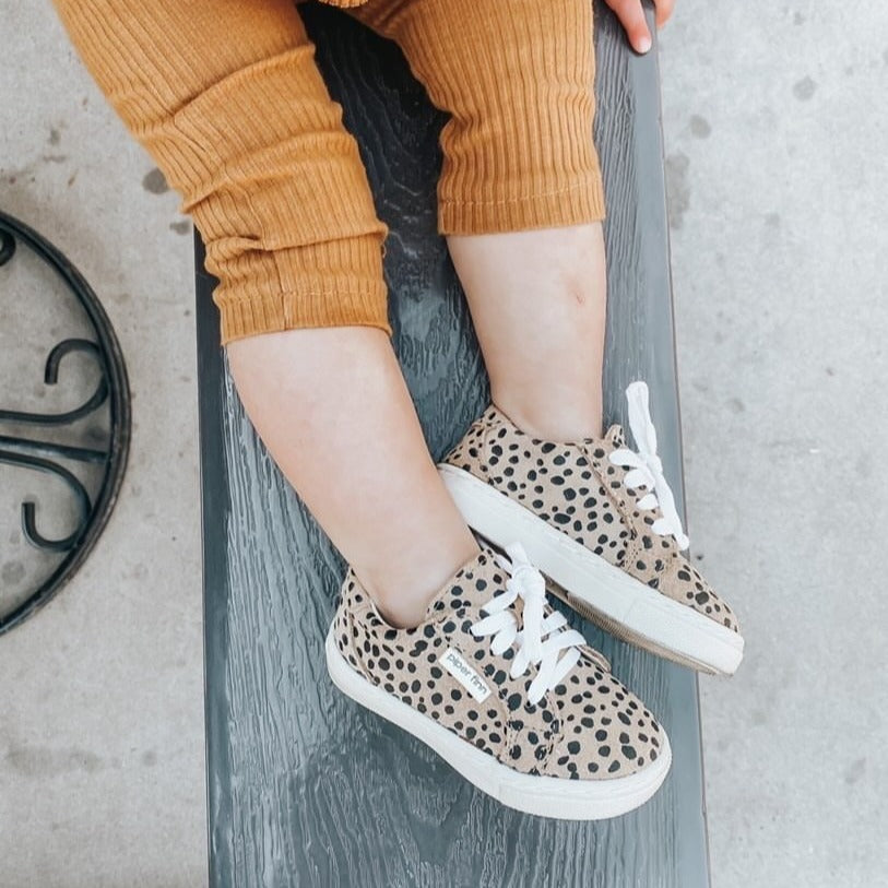 Cheetah - Low Top Sneakers