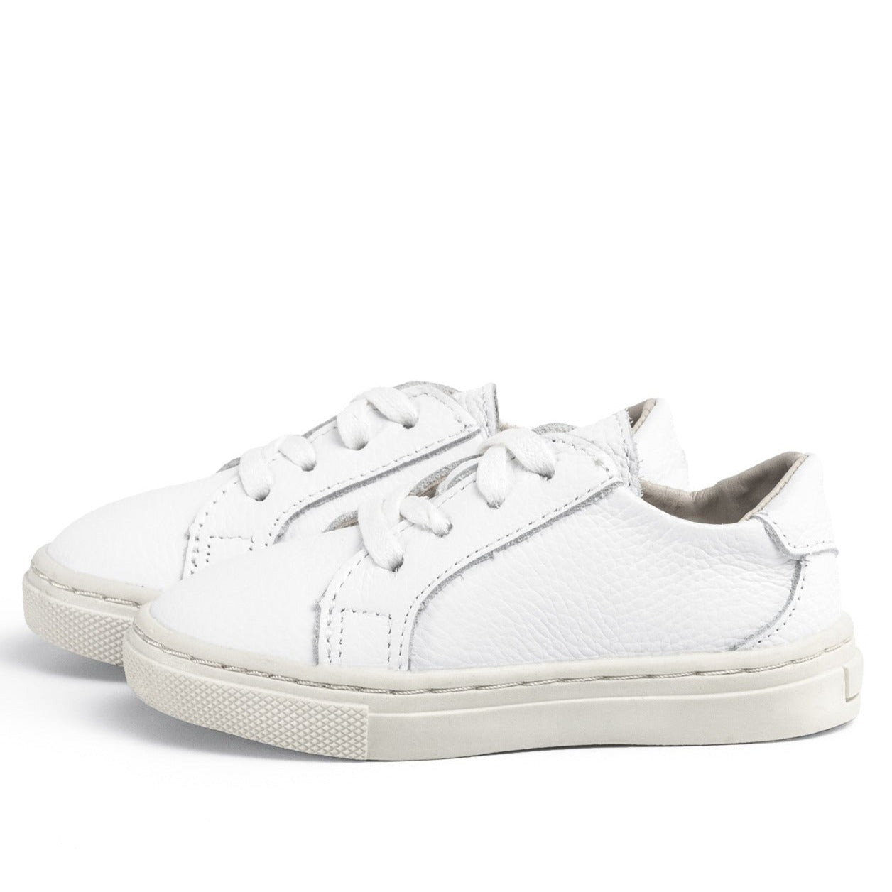 All White - Low Top Sneakers